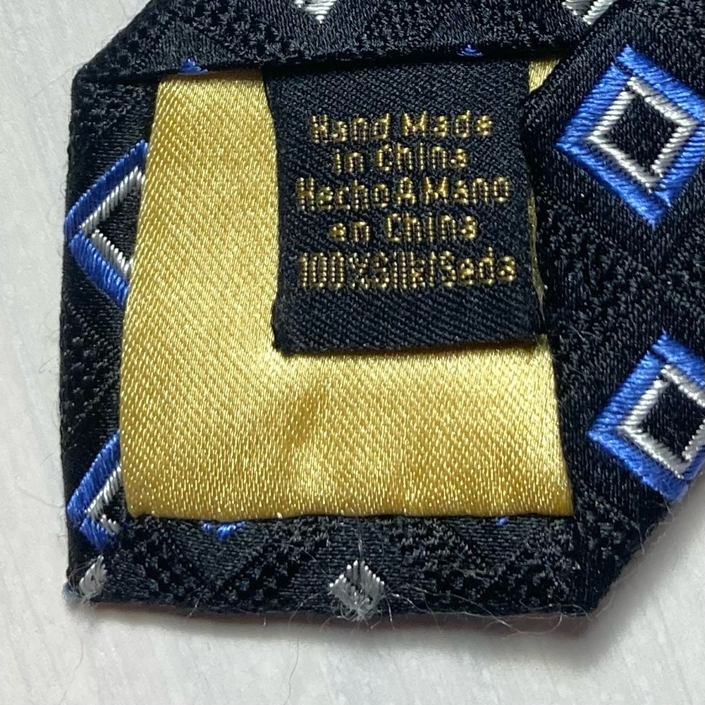 Donald Trump Signature Collection Tie - Picture 6 of 6